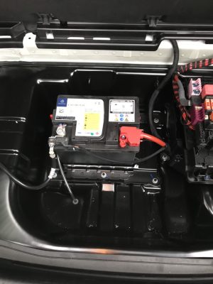 Ắc quy xe ô tô Mercedes C200