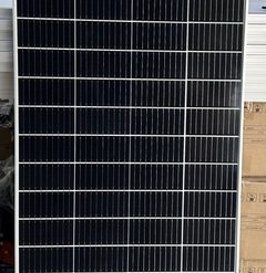 Tấm pin năng lượng mặt trời mono 200W công nghệ mới Halfcell 9BB